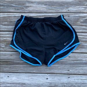 Nike - Running shorts